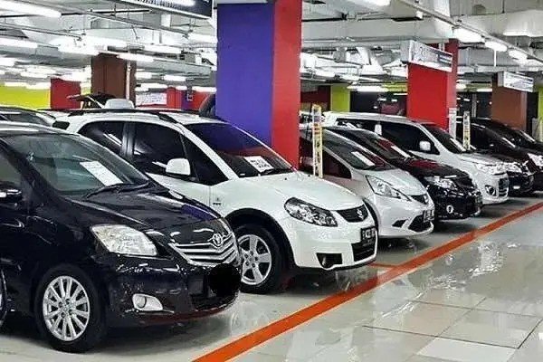 Beli Mobil Bekas Di Bursa Mobil Otos.id