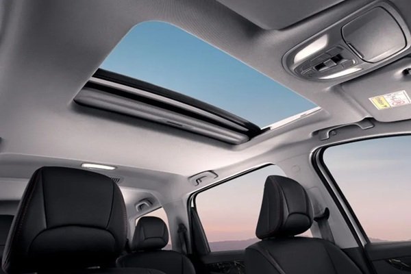 mobil bekas di bawah 200 juta pakai sunroof