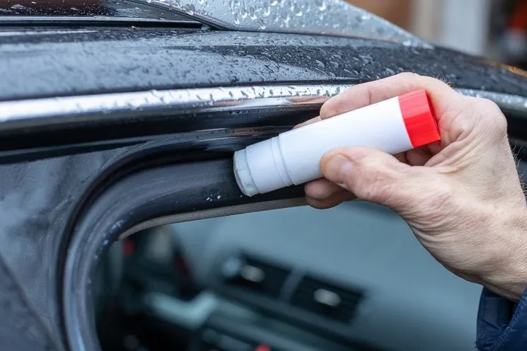 karet list pintu mobil
