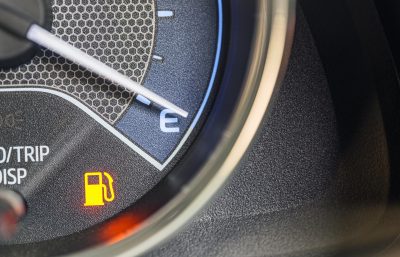 Efek Sering Membiarkan Tangki Bensin Mobil Bekas Hampir Kosong (Rese)